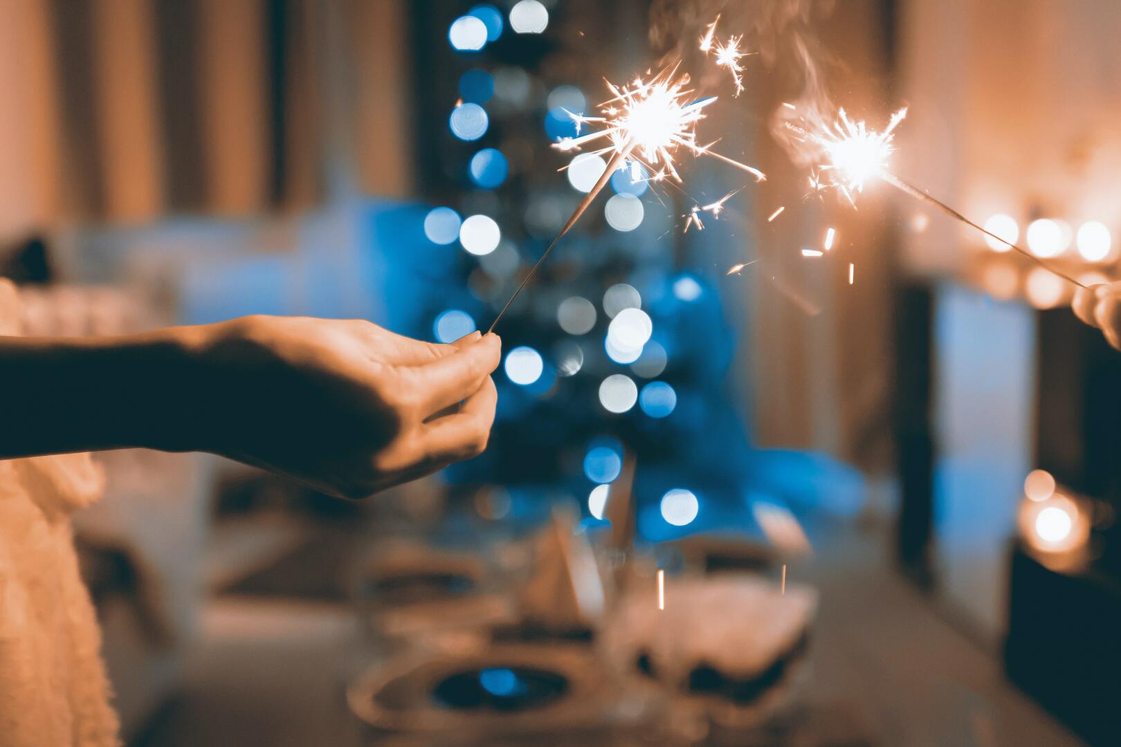 Нам 13 лет!
